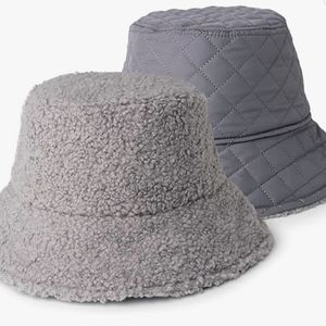 Brit knits Apres ski reversible sherpa bucket hat